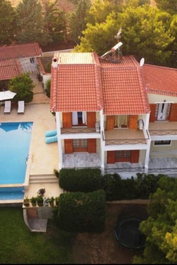 Villa Corina Near The Airport Kouvaras ภายนอก รูปภาพ