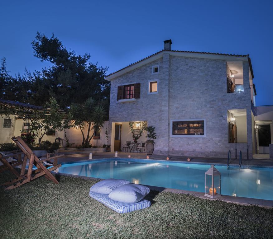 Villa Corina Near The Airport Kouvaras ภายนอก รูปภาพ