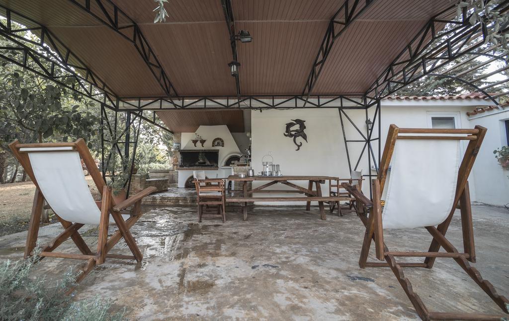 Villa Corina Near The Airport Kouvaras ภายนอก รูปภาพ
